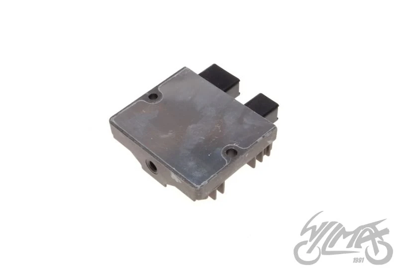 Regulator napięcia do Hondy CB600F A8 hornet — ujęcie 2