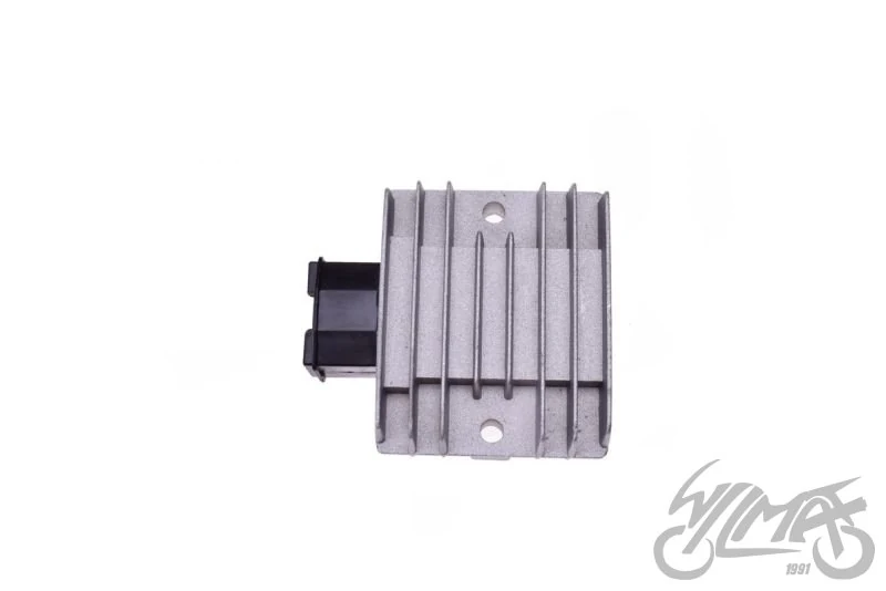 Regulator napięcia do Hondy 125 150 — ujęcie 2