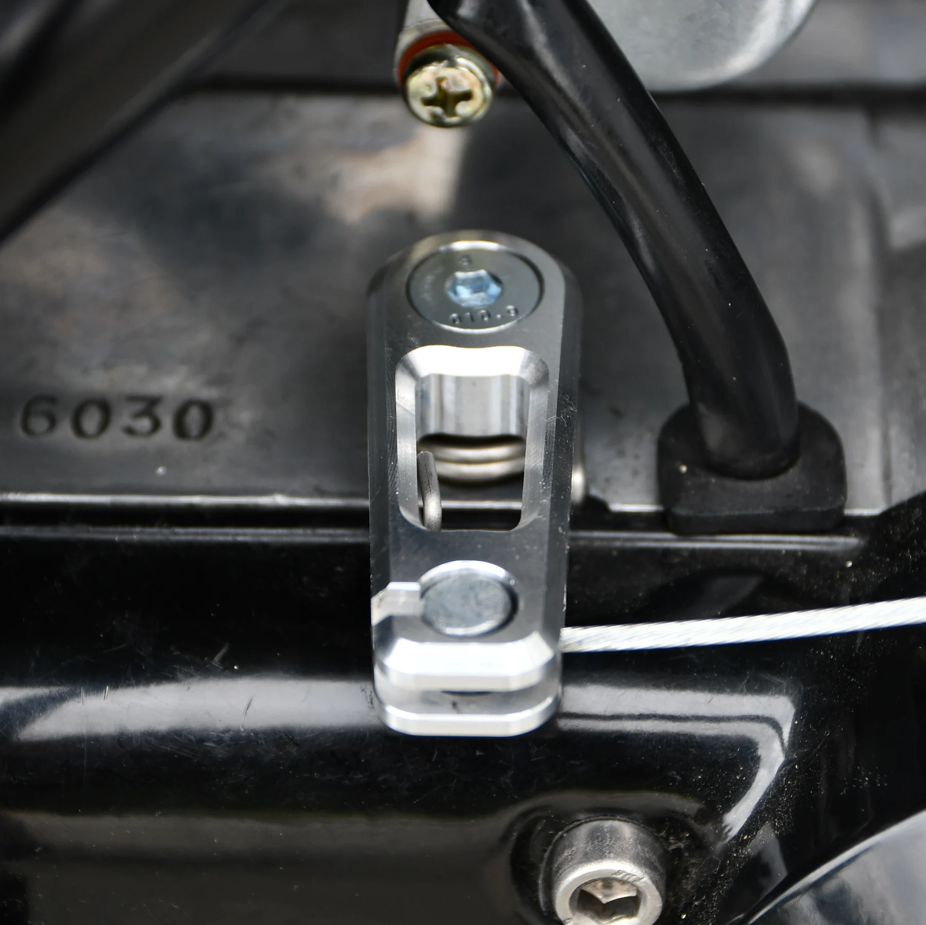 Dźwignia sprzęgła w karterze Simson aluminium CNC DPR Performance — ujęcie 7