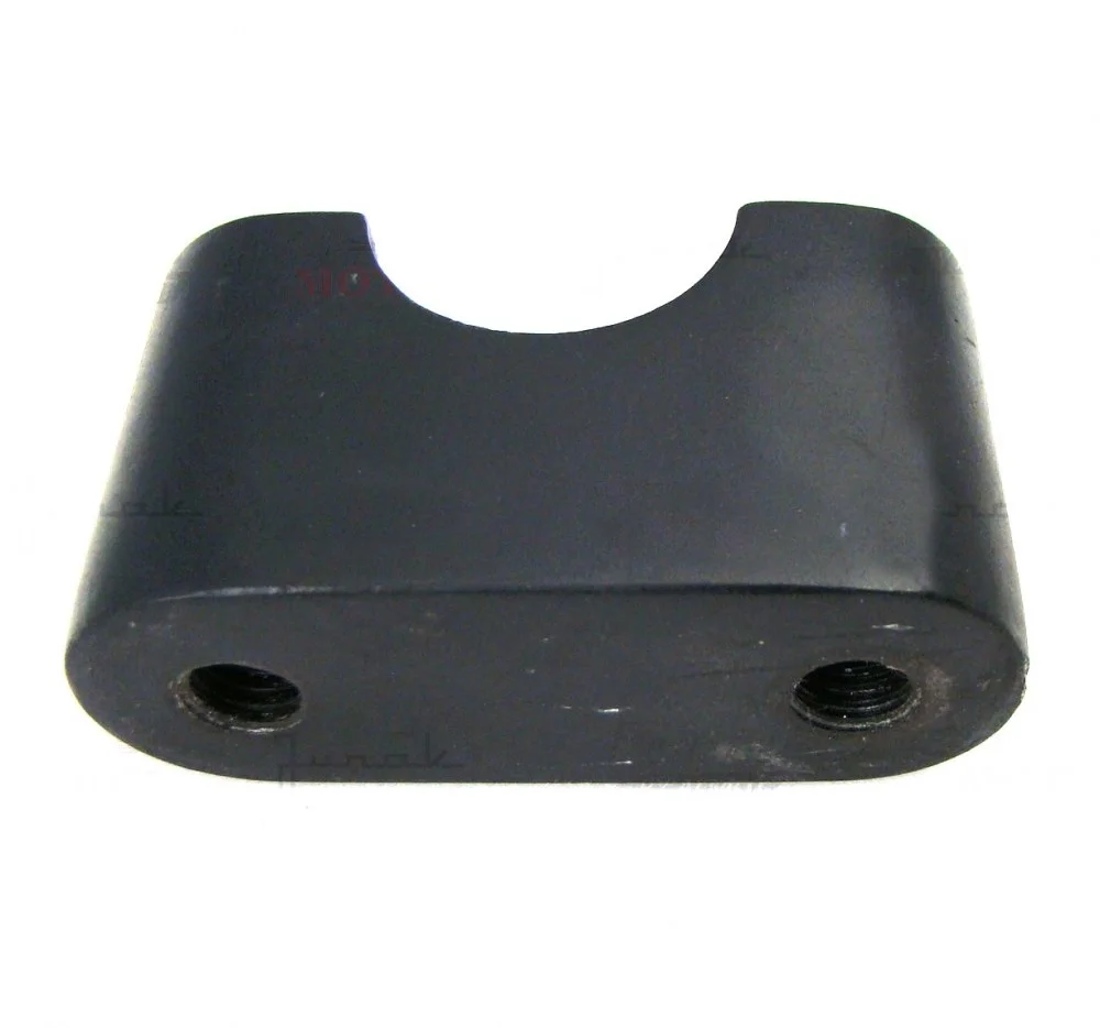 Junak M16 320 cm³ mostek kierownicy dolny (czarny) (2010-2012) — ujęcie 2