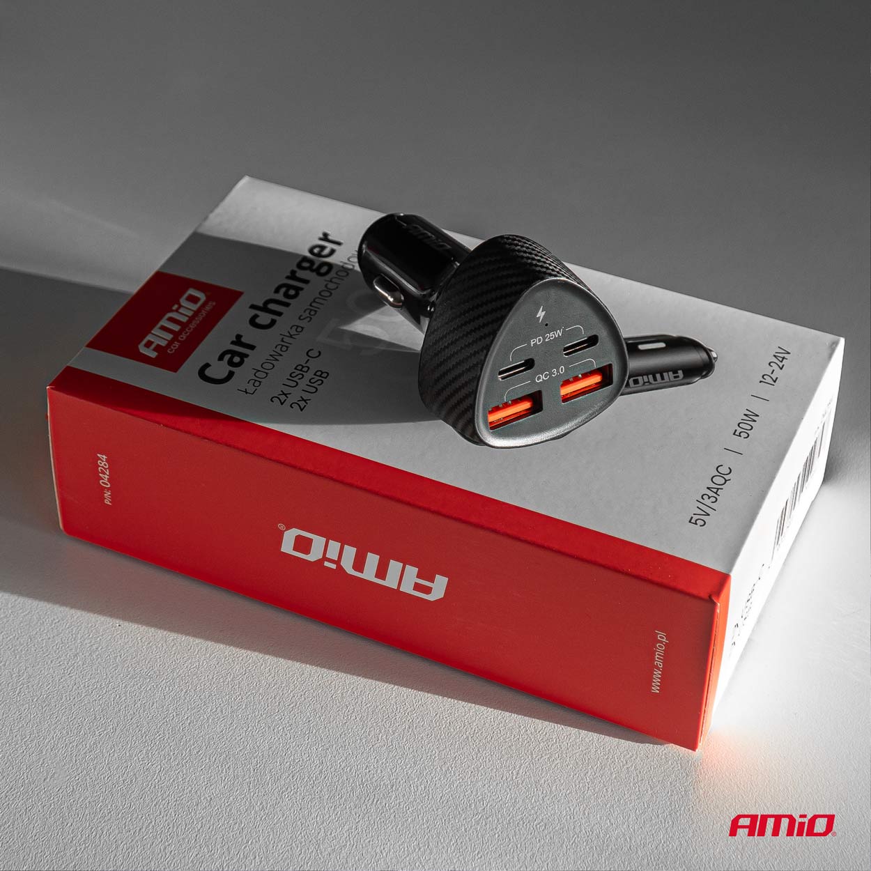 Ładowarka samochodowa 50 W 2x USB-A + 2x USB-C — ujęcie 4