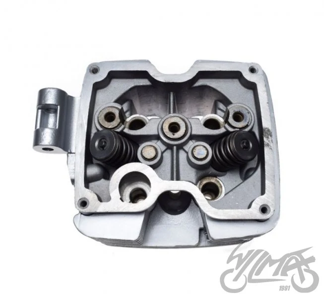 Głowica cylindra Loncin Lifan CG 125 cm³ 4T — ujęcie 2