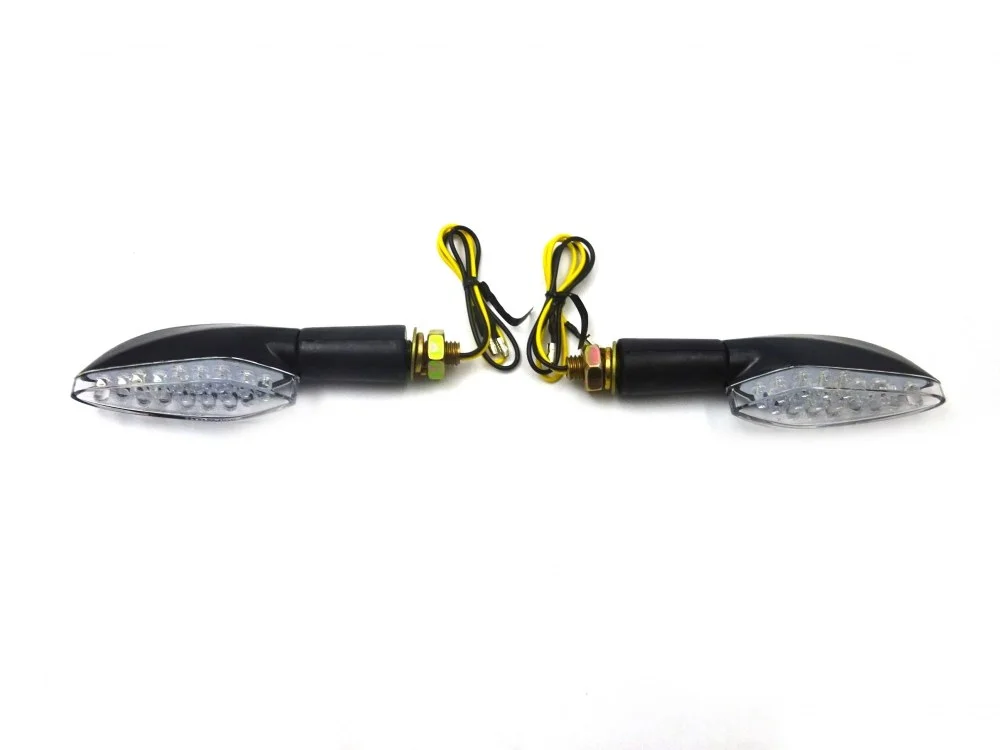 Kierunkowskazy (CH-1001-2) LED czarne (plastikowe / trójkątne / długie ramie )