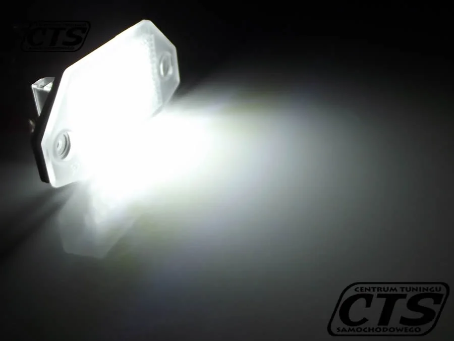 Oświetlenie tablicy Led NR83 FORD MONDEO MK3 — ujęcie 3