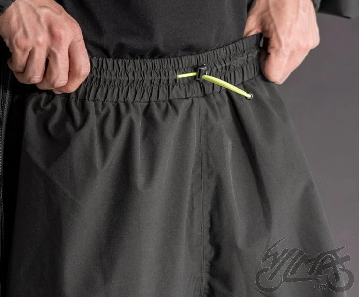 Spodnie przeciwdeszczowe LS2 X-Rain — czarny — rozmiar 4/5XL — ujęcie 3